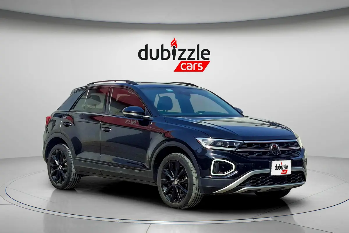 Volkswagen T-Roc 2024 — photo 1 of 15