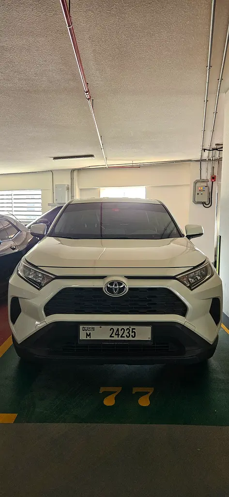 Toyota Rav 4 2022 — photo 1 of 10