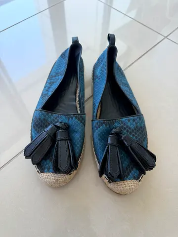 Brand new Burberry shoes 38
