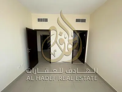 Balcony with an open view, parking inside the tower. Family tower with an excellent location, comfortable spaces and distinctive finishing, with a bal