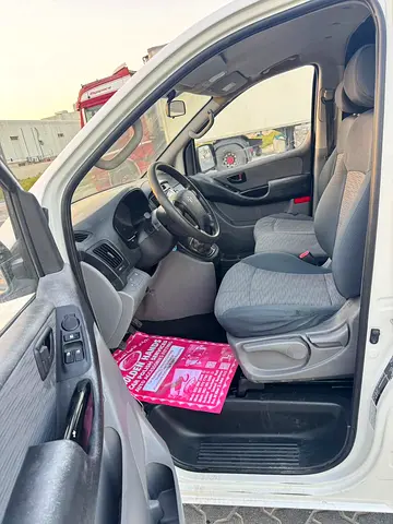 صورة 4 لـ 2018 Hyundai H1