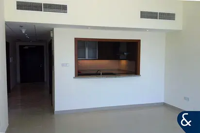 One Bedroom | Unfurnished | Low Floor
