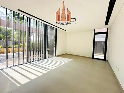 Brand New Spacious Signature Villa With Individual Swimming Pool 350K