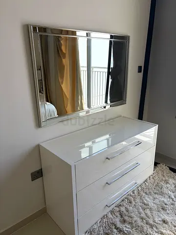 White Gloss Chest of Drawers with Wall Mirror - Good Condition