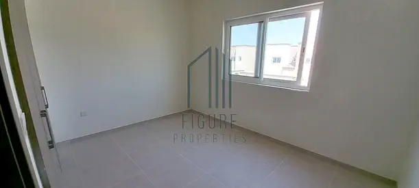 Ready to Move | 3BR Town House | Amaranta