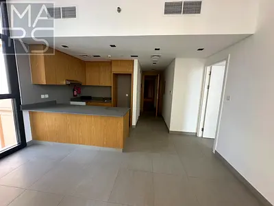 Vacant 1 bedroom Apt | Prime Location Al Mamsha | Ready to Move-In
