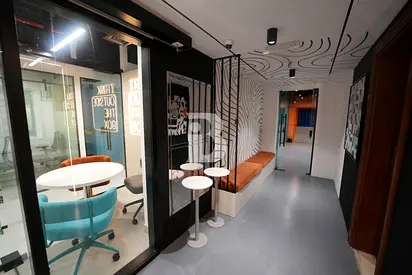 Fully Serviced Plug and Play Full Floor Office