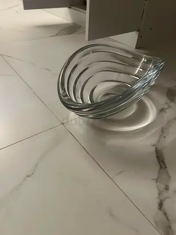 Clear Glass Decorative Vase (Tear Drop Design)