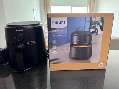 Philips Airfryer 1000 Series 3.2L - Used, Good Condition