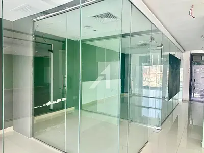 Fitted and Glass Partition Office | Close to Metro