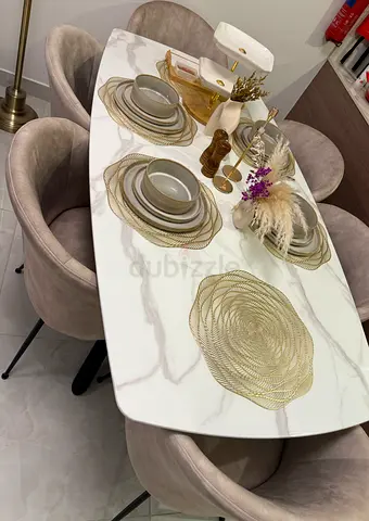 6 Seater Dinning Table
