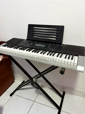 Casio CTK 4400 Keyboard with stand included