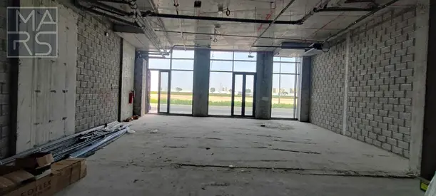 يسرّ مجمع أجمل مكان أن يعلن عن فتح باب الإيجار للمحلات التجارية في موقع مميز داخل المجمع، والذي يقع في منطقة الواجهات المائية في الحمرية، إحدى أجمل ال
