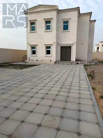 Bright & independent 3-Bedroom villa for rent only 130k