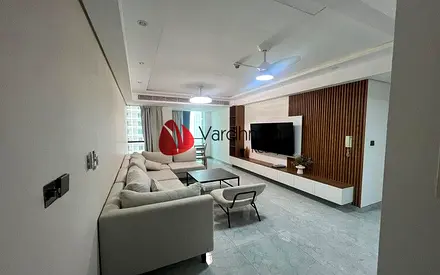 FULLY FURNISHED | UPGRADED | MARINA VIEW