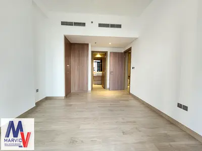 Pool View/Brand New/Ready to move in