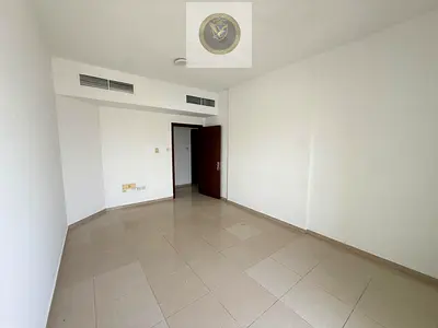 مساحة واسعة | بلكونة باطلالة مدينة مفتوحة | باركين مجانا