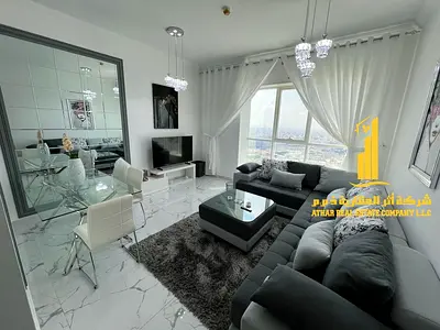 شقة غرفة و صالة مفروشة للايجار الشهري في عجمان - الراشدية ✔️ شامل الفواتير و الإنترنت مع باركنج⚡📶 مجهزة بالكامل بفرش أنيق و تصميمات عصرية !