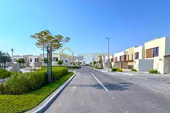 Single Row | Luxurious Living| Peaceful Community