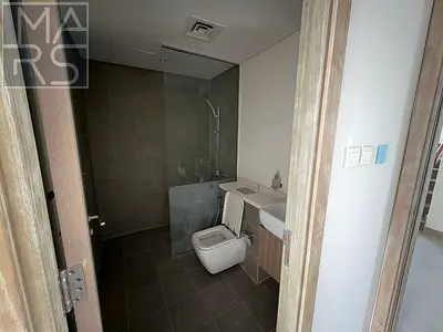 Distress Deal - Ready 4BHK Villa in Ajmal Makan