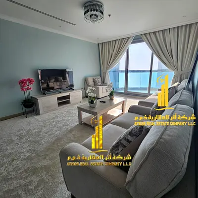 باطلاله بحريه.شقة فاخره غرفتين وصالة مفروشه بالكامل مع بلكونه باطلاله.كورنيش عجمان. للايجار الشهري، الايجار يشمل الفواتير والإنترنت وموقف