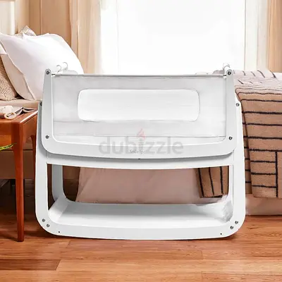 White Shnuggle Reflux Tilt Baby Bed / Bassinet - Good Condition