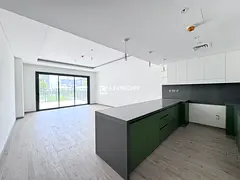 Ready to Move | City Walk Expert | Good Location