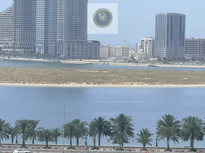 باركينج وبلكون مساحه كبيرة