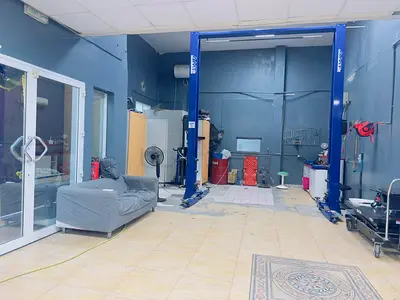Running Garage for sale in Al Quoz Industrial 4