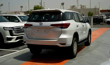 2026 Toyota FORTUNER 照片 5