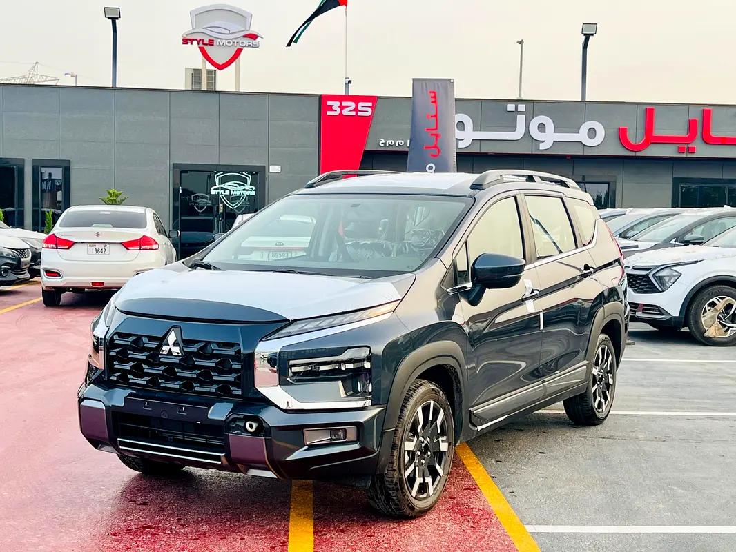Mitsubishi Xpander Cross 2026 — photo 1 of 20