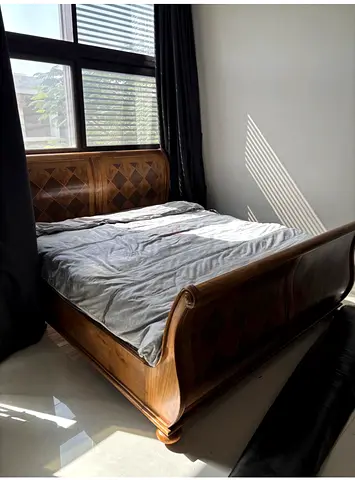 Solid Wood Sleigh Bed with Inlay Diamond Pattern - Queen/Double
