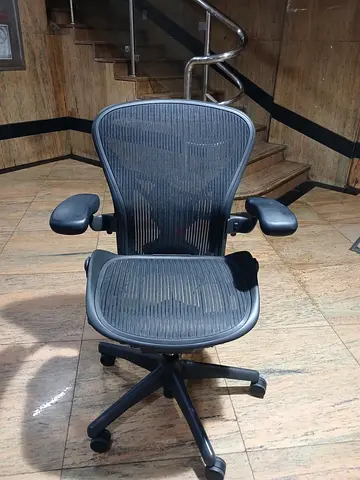 Herman Miller Aeron Chair Size B And C for sale ultimate comfort