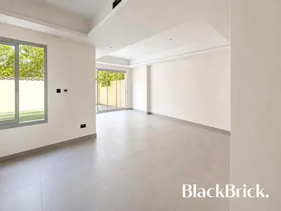 FULLY REFURBISHED | 4 BED | Exquisite Townhouse