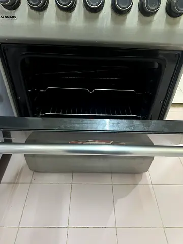 Olsenmark cooking range
