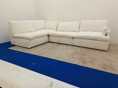 Neat and clean feather 🪶 filled modular sofa