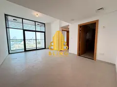 Al Falah Street! Brand New 2BHK With Parking, Balcony &amp; Laundry Room