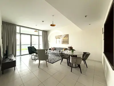 Fully Furnished | Bright | Vacant |Spacious layout