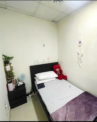 Premium Partition Room Available prime Location in Karama for Ladies only