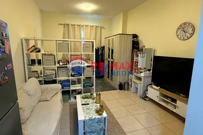 Unfurnished | Vacant | Prime Location