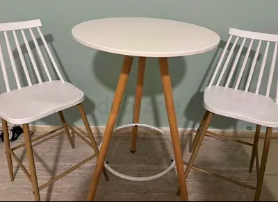 Modern White Bar Table with Two Chairs