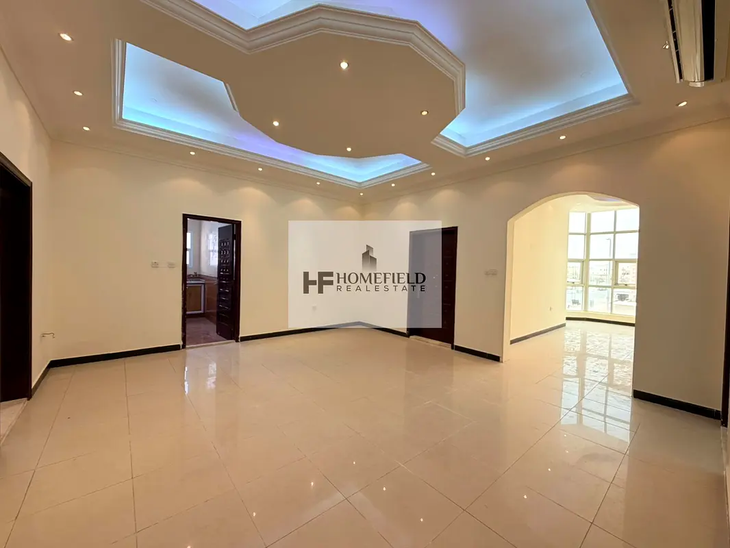 Amazing -modern spacious 4/BHK | 1st floor | Sep.kitchen | Modern bath | shade Parking
