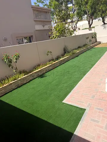 Artificial Grass Lawn Roll - Perfect Condition, Ready to Install (65 square meters)
