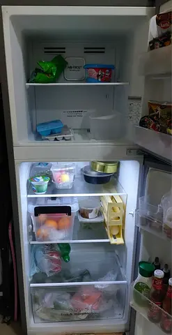 HISENSE FRIDGE FOR SALE 264 LTR