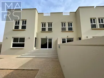 3 Bedroom Villa For Rent in Barashi | Maid Room