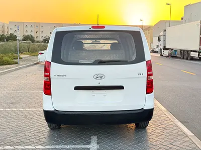 صورة 14 لـ 2018 Hyundai H1