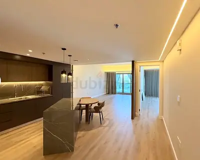 One Bedroom | DIFC | NEGOTIABLE (NO Commissions) (fully renovated)