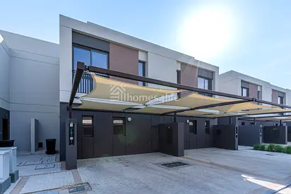 Single Row | Vacant | Spacious Modern Villa