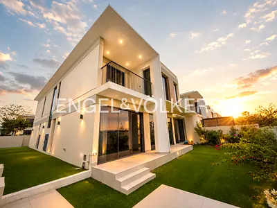 Luxury Living | Single Row | View Today