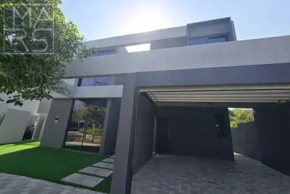 Luxury 4-Bedroom Villa available for rent in Masaar